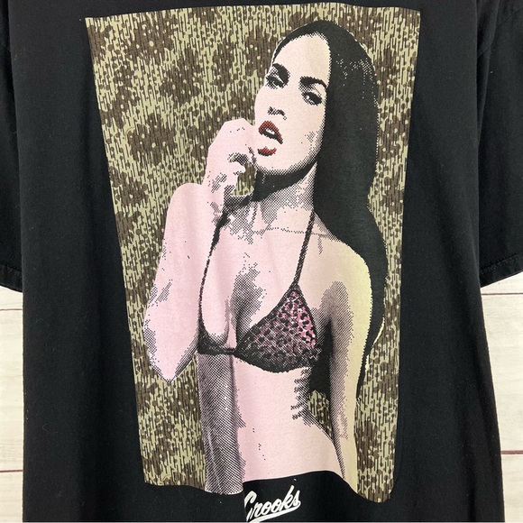 Crooks & Castles Megan Fox T-Shirt - Picture 2 of 4